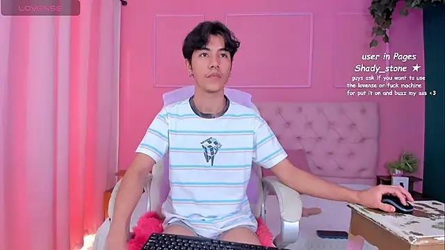 Snapshot of SHADY_STONE chatting on September 29, 2025, 8:58 pm SHADY STONE online show from September 29, 2025, 8:58 pm