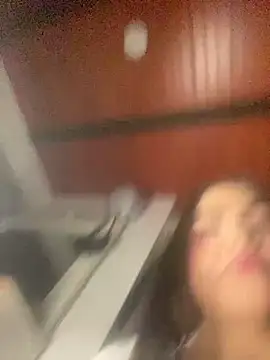 Mia cullen  online show from March 1, 2026, 12:32 am