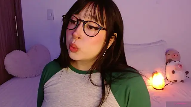 Oliviargf online show from November 29, 2025, 12:22 am