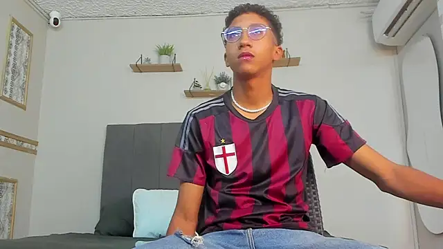 Danny Twink20 online show from March 23, 2025, 3:21 am