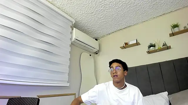 Danny Twink20 online show from March 15, 2025, 7:31 am