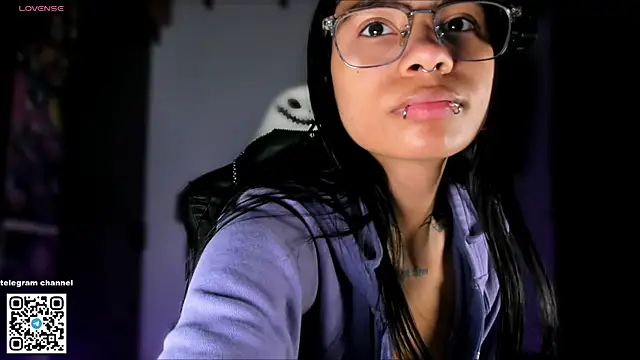 sofiafenty online show from December 19, 2025, 11:01 am