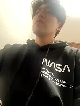 Stretch-man online show from December 1, 2025, 12:28 pm