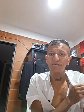 fumathebest25 online show from September 24, 2025, 11:32 pm