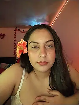 esmeralda jadees online show from May 14, 2026, 1:24 am