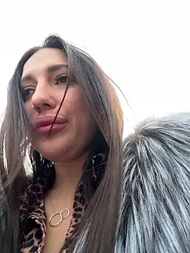 Snapshot of AleksandraRich chatting on October 12, 2025, 2:35 am AleksandraRich online show from October 12, 2025, 2:35 am