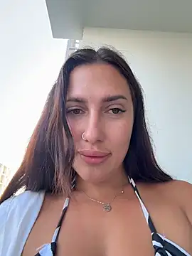 Snapshot of AleksandraRich chatting on March 2, 2026, 1:39 am AleksandraRich online show from March 2, 2026, 1:39 am