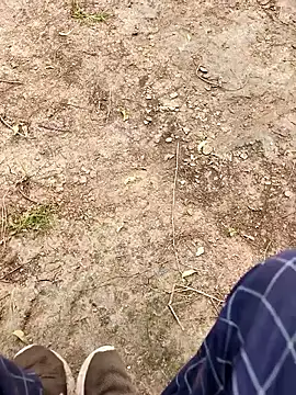 himvilohi08 online show from October 5, 2025, 6:04 am