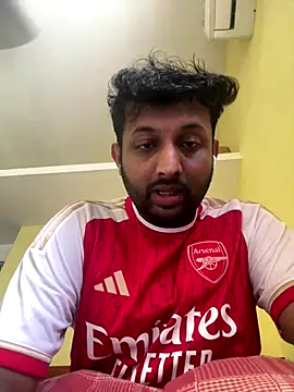 Snapshot of MIRTHICK2002 chatting on October 28, 2025, 8:02 am MIRTHICK2002 online show from October 28, 2025, 8:02 am