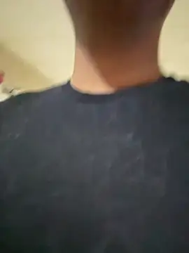 Snapshot of MIRTHICK2002 chatting on March 12, 2025, 9:03 pm MIRTHICK2002 online show from March 12, 2025, 9:03 pm