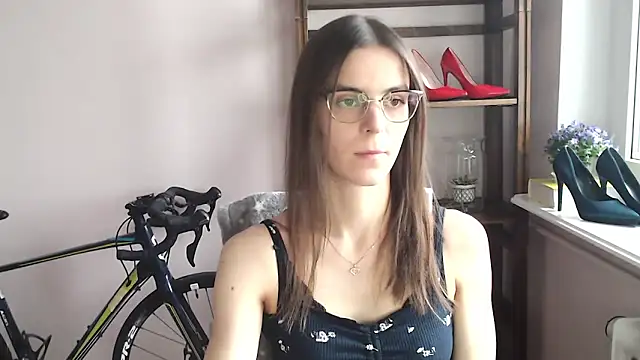 love megi online show from February 5, 2026, 2:24 pm