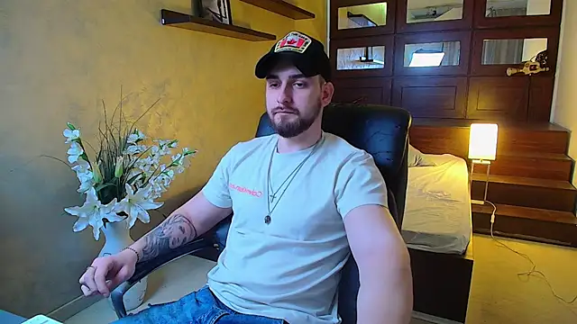 MatiasDean online show from March 13, 2025, 5:33 am