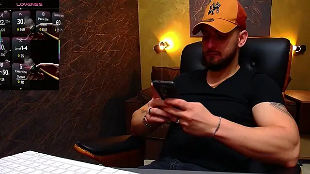 MatiasDean online show from October 6, 2025, 4:46 am