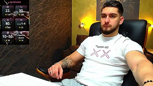 MatiasDean online show from October 10, 2025, 4:46 am