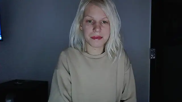 ElssaRush online show from October 3, 2025, 11:17 pm