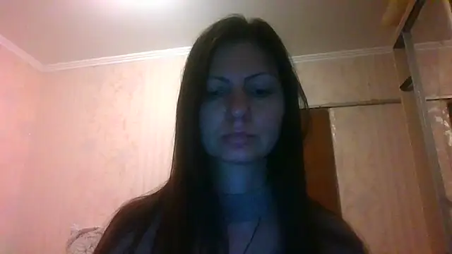AliseWats online show from March 9, 2025, 5:28 pm