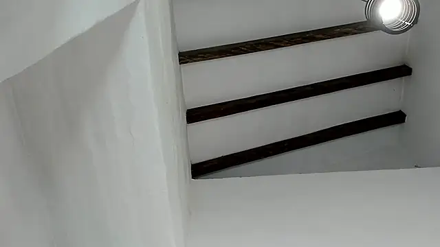 Snapshot of Lola_Blondie chatting on October 20, 2025, 12:17 pm Lola Blondie online show from October 20, 2025, 12:17 pm