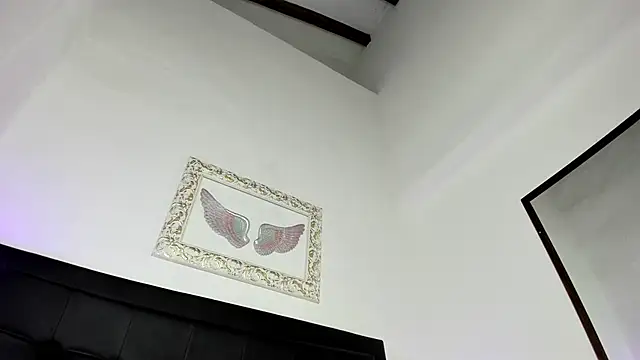 Snapshot of Lola_Blondie chatting on October 4, 2025, 12:17 pm Lola Blondie online show from October 4, 2025, 12:17 pm