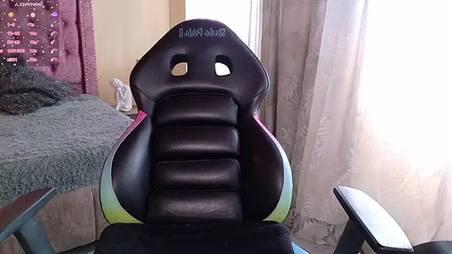 Snapshot of sweet__thang chatting on October 28, 2025, 3:22 pm sweet  thang online show from October 28, 2025, 3:22 pm