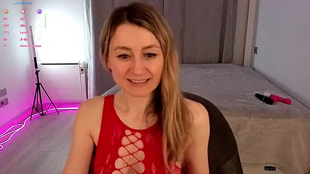 Snapshot of __Milana____ chatting on October 29, 2025, 12:53 am   Milana     online show from October 29, 2025, 12:53 am