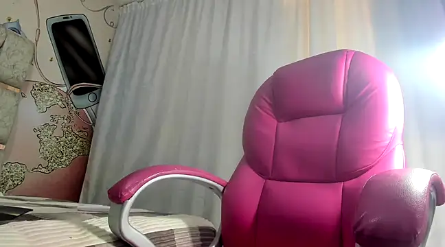 Snapshot of ANA-BULLOCK- chatting on March 12, 2025, 6:00 pm ANA-BULLOCK- online show from March 12, 2025, 6:00 pm