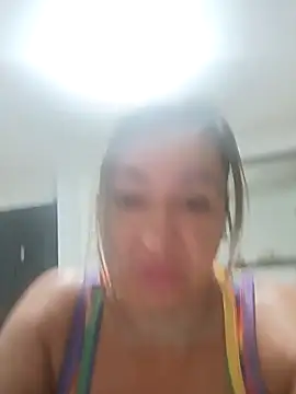 Snapshot of weet_Evans___ chatting on October 30, 2025, 11:01 pm weet Evans    online show from October 30, 2025, 11:01 pm