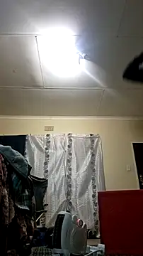 bakedsnackmmh online show from April 17, 2026, 7:17 pm