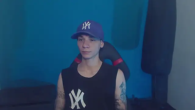 Snapshot of Burperking420_ chatting on March 11, 2025, 8:53 pm Burperking420 online show from March 11, 2025, 8:53 pm