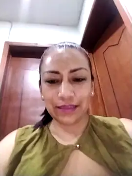 Snapshot of Carlasm- chatting on October 2, 2025, 10:57 pm Carlasm- online show from October 2, 2025, 10:57 pm