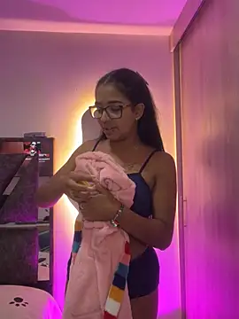 Snapshot of sofi_grisaless chatting on October 30, 2025, 11:56 pm sofi grisaless online show from October 30, 2025, 11:56 pm