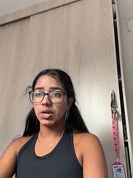 Snapshot of sofi_grisaless chatting on September 29, 2025, 10:15 pm sofi grisaless online show from September 29, 2025, 10:15 pm