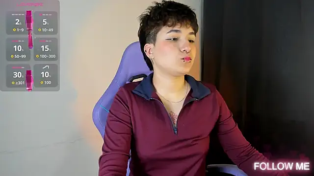 Snapshot of emma_cute7 chatting on September 10, 2025, 2:32 am emma cute7 online show from September 10, 2025, 2:32 am