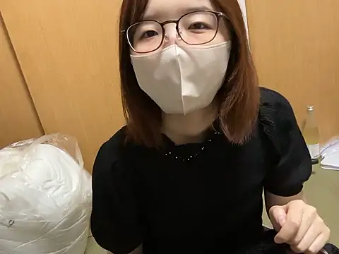 sa mon xx online show from October 12, 2025, 4:14 am