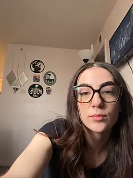 Snapshot of jvanillyyyy chatting on March 8, 2025, 4:50 pm jvanillyyyy online show from March 8, 2025, 4:50 pm