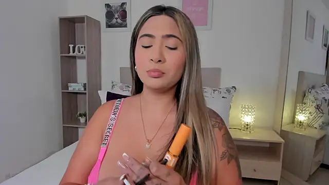 Snapshot of megan_jonesss chatting on October 1, 2025, 11:47 am megan jonesss online show from October 1, 2025, 11:47 am