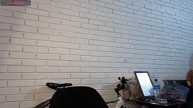 Snapshot of freyaa_sorcerees chatting on October 16, 2025, 1:47 am freyaa sorcerees online show from October 16, 2025, 1:47 am