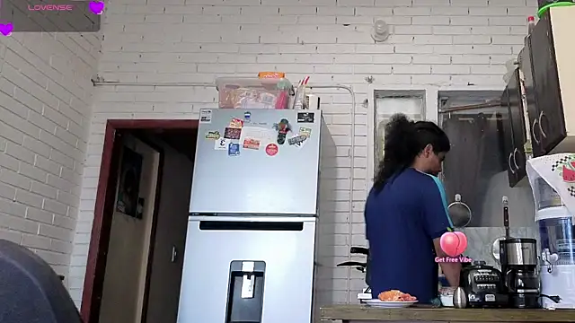 Snapshot of freyaa_sorcerees chatting on September 21, 2025, 8:36 pm freyaa sorcerees online show from September 21, 2025, 8:36 pm