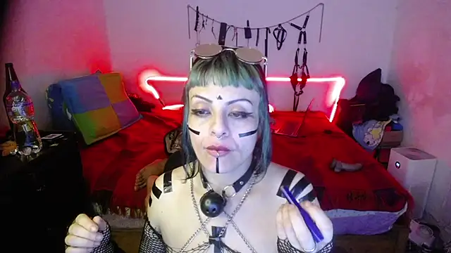 Snapshot of freyaa_sorcerees chatting on March 18, 2025, 10:17 am freyaa sorcerees online show from March 18, 2025, 10:17 am