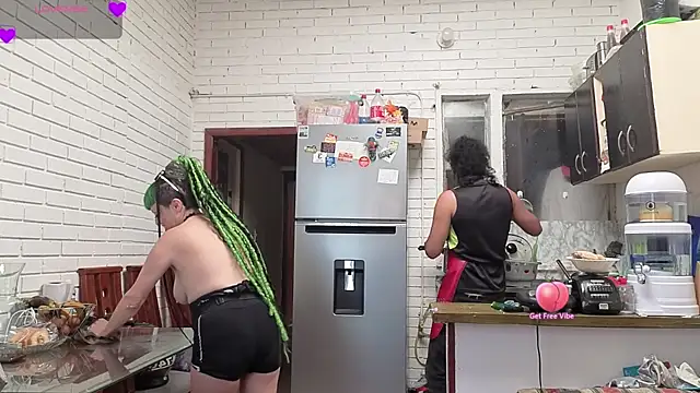 Snapshot of freyaa_sorcerees chatting on October 5, 2025, 6:42 pm freyaa sorcerees online show from October 5, 2025, 6:42 pm