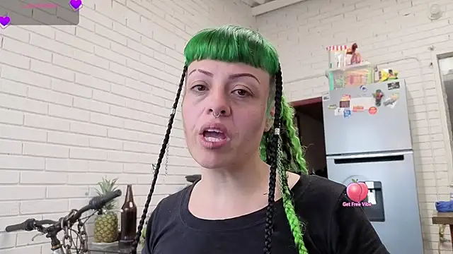 Snapshot of freyaa_sorcerees chatting on September 14, 2025, 7:47 pm freyaa sorcerees online show from September 14, 2025, 7:47 pm