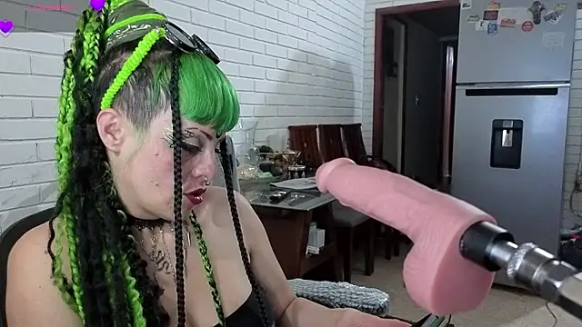 Snapshot of freyaa_sorcerees chatting on October 6, 2025, 6:47 am freyaa sorcerees online show from October 6, 2025, 6:47 am