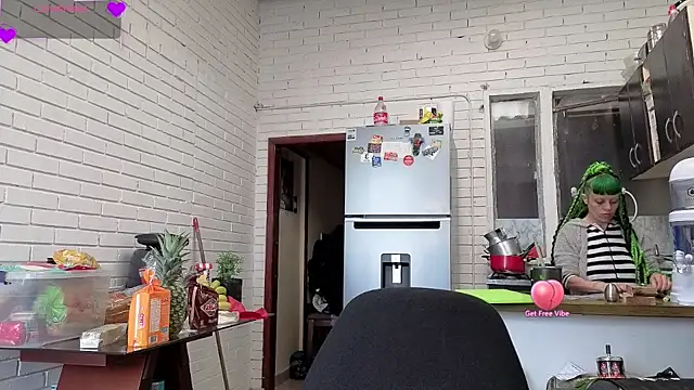 Snapshot of freyaa_sorcerees chatting on September 11, 2025, 2:50 pm freyaa sorcerees online show from September 11, 2025, 2:50 pm