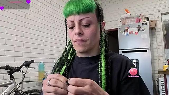 Snapshot of freyaa_sorcerees chatting on September 29, 2025, 8:03 pm freyaa sorcerees online show from September 29, 2025, 8:03 pm