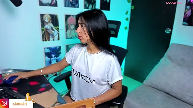 Snapshot of Vickysth chatting on February 14, 2026, 11:38 pm Vickysth online show from February 14, 2026, 11:38 pm