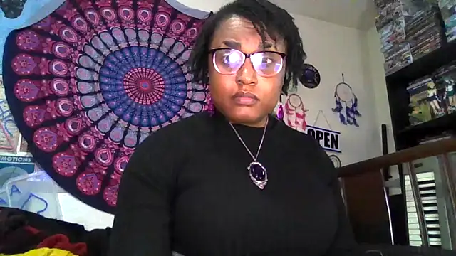 GardeniaFields online show from April 10, 2026, 7:04 am