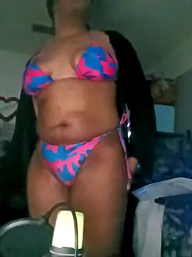 Snapshot of GardeniaFields chatting on October 3, 2025, 10:28 am GardeniaFields online show from October 3, 2025, 10:28 am