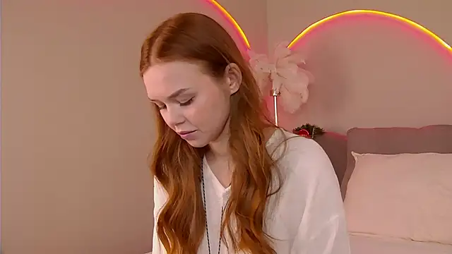 MiraBliss online show from January 12, 2026, 5:09 pm