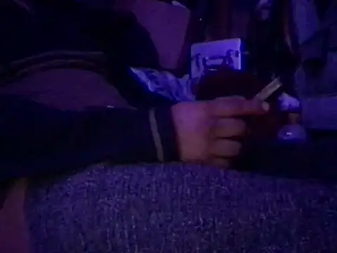 flores6cachondo9 online show from January 12, 2026, 2:13 pm