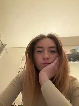 Snapshot of Lottie-Lavish22 chatting on March 20, 2025, 9:02 pm Lottie-Lavish22 online show from March 20, 2025, 9:02 pm