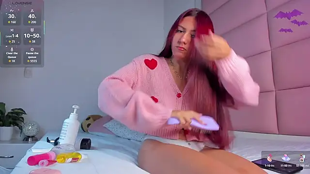 viioletta 18 online show from October 3, 2025, 12:28 pm